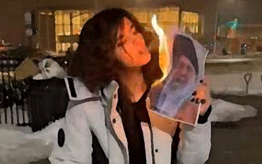 하메네이 사진에 불 붙인 ‘담배 소녀’…캐나다 망명 20대 반체제 인사